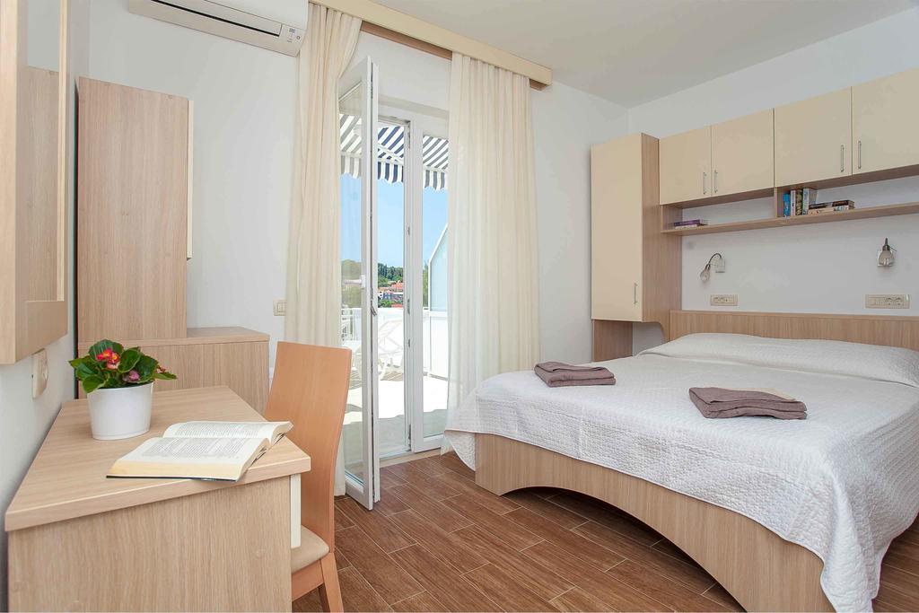 Guest House Lovric Lumbarda Kültér fotó