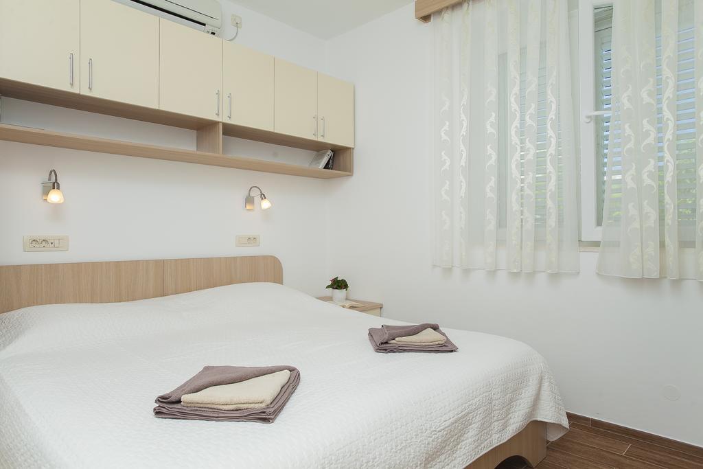 Guest House Lovric Lumbarda Szoba fotó